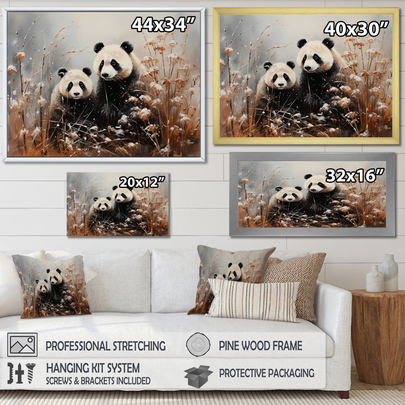 Bamboo Haven Panda Portrait - Art mural animal panda, H 24 po x l 32 po x P 1 po, Toile tendue
