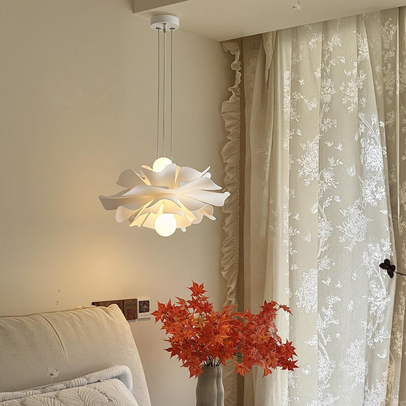 Luminaire suspendu 1 lumière fleur blanche, H 7,87 po x l 15,74 po x P 15,74 po 