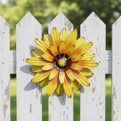 Wrought Iron Three-dimensional Flowers Wall Decor Small Daisies Blossoming Floral Artwork Wall Hanging Ornament Decoration,yellow