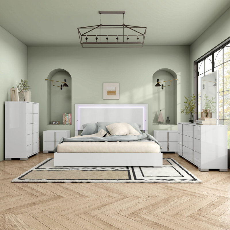 Duckworth Bedroom Set, Queen, White, 6 Pcs: Bed, 2 Nightstands, 2 Dressers, Mirror