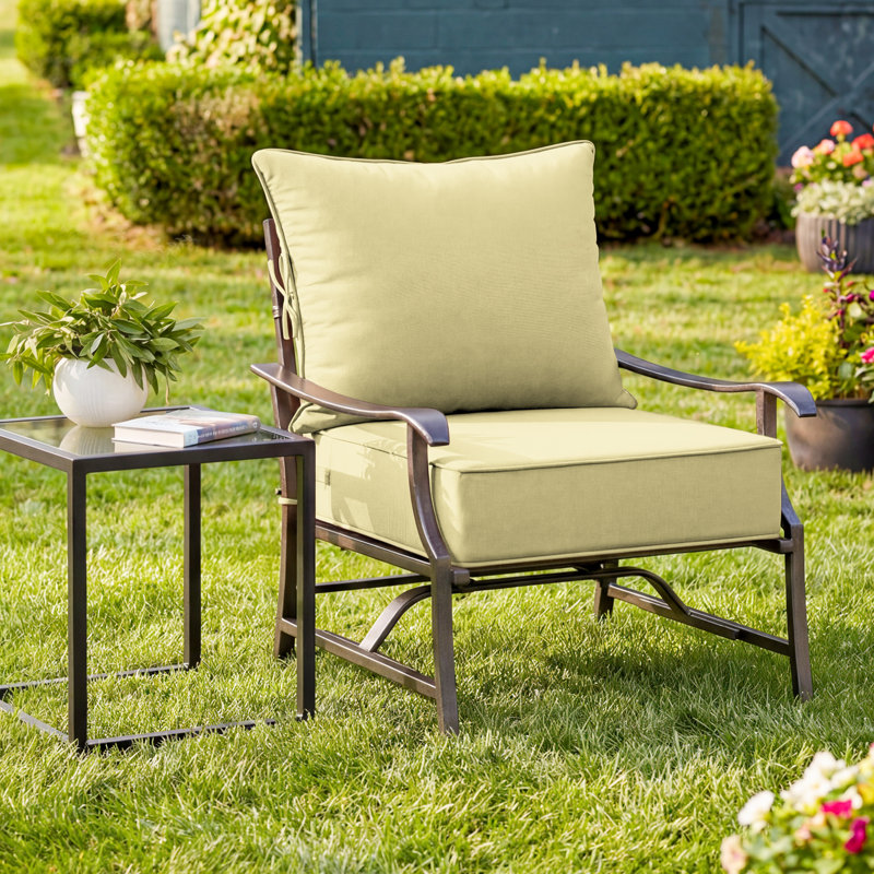 Ensemble de coussins de siège d'extérieur Wynee, 5", Jaune clair, 24" W x 24" D