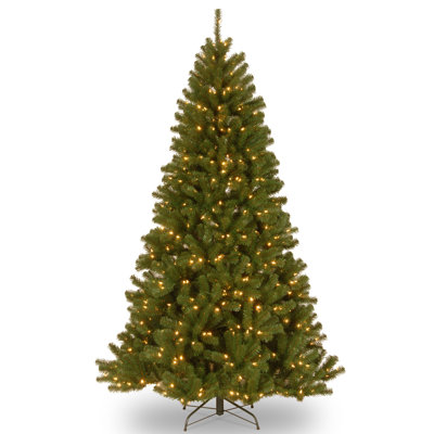 North Valley Spruce 7.5' Green Spruce Artificial Christmas Tree with 550 LED Colored and White Light with Stand