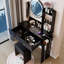 Table de coiffeuse ronde 17 po avec tabouret matelassé, grand miroir, luminosité réglable en 3 couleurs, interrupteur tactile, 2 prises de courant alternatif +, rangement multi-couches, design américain, matériau, profondeur de 31,5 po, 14,2 po