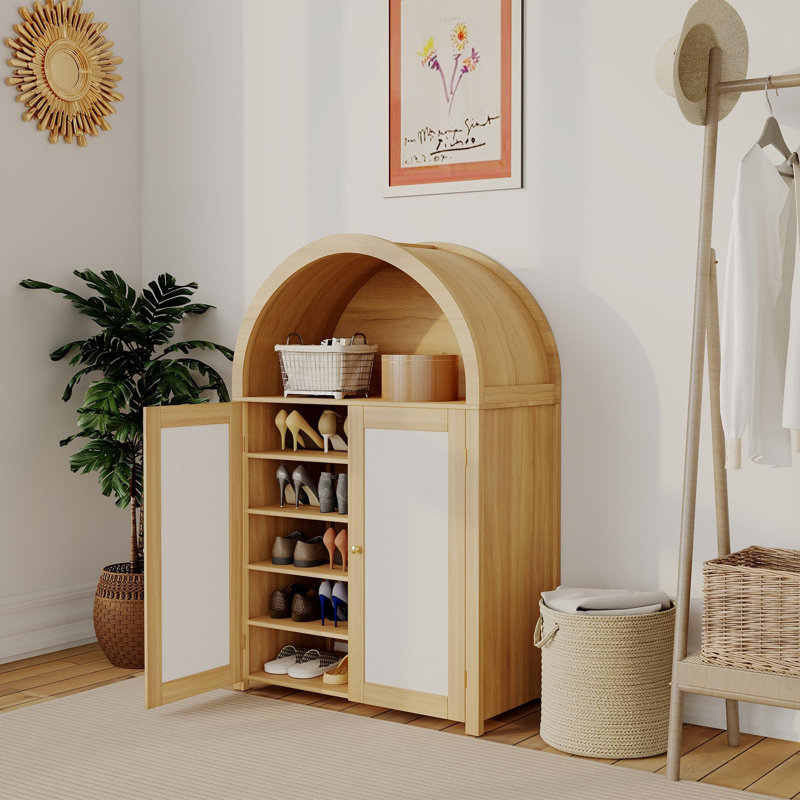 Armoire à chaussures arquée 31,5 ", armoire de rangement à 5 niveaux en rotin de 47,8" de haut avec 2 portes, tablette ouverte, tablettes réglables