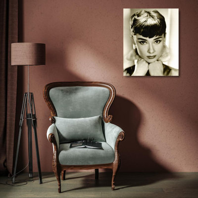 Audrey Hepburn - sépia