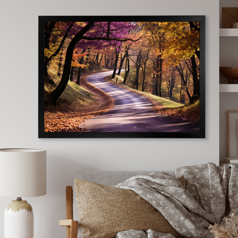 Shades Of Purple Road Into Forest V - Art mural sur route, Cadre d'angle fermé noir, H 12 po x l 20 po x P 1 po