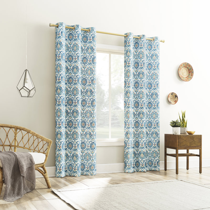 Panneau de rideau semi-diaphane avec œillets Hastings, L 40 po x L 84 po