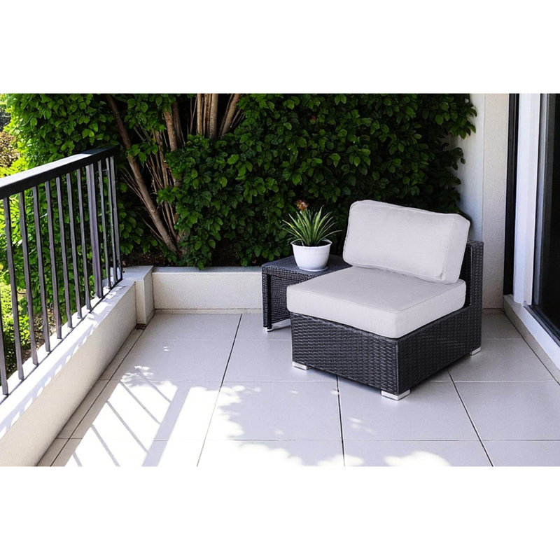 De 2 chaises noires sans accoudoirs pour l'extérieur, assemblage toutes saisons, entièrement assemblée, facile à entretenir avec une structure en aluminium, des housses lavables à la machine,