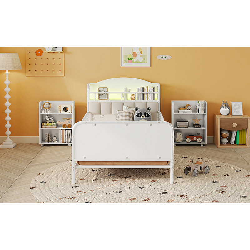 Structure de lit plateforme en métal avec lumière, lit en métal pour enfants avec tablettes de rangement rembourrées et coulissantes