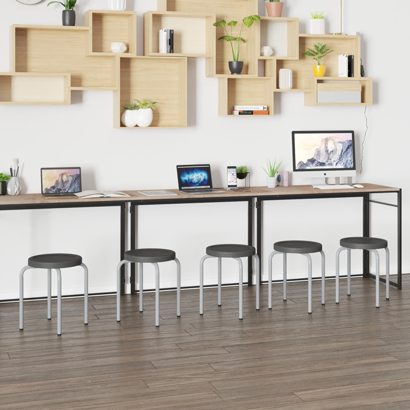 Tabouret empilable Pennypacker avec structure thermolaquée, Noir