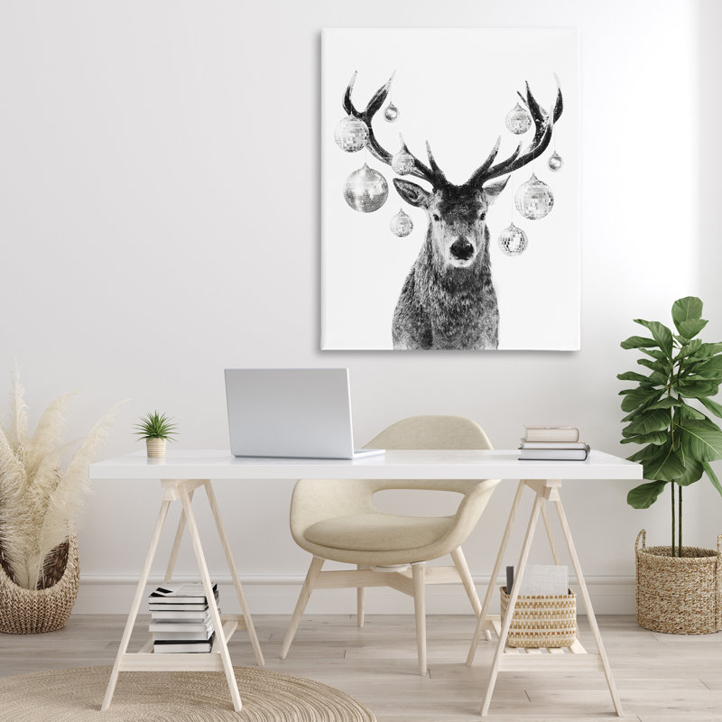 «Deer with Disco Balls», art mural sur toile par Victoria Barnes, H 40 po x l 30 po