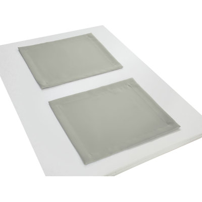 Aadhvika Dining Linen Set