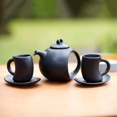 Orren Ellis Abida 14oz. Teapot