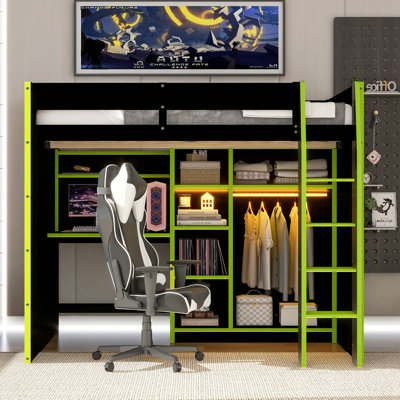 Lit mezzanine en bois avec bureau, armoire ouverte, compartiments de rangement et lumières RVB