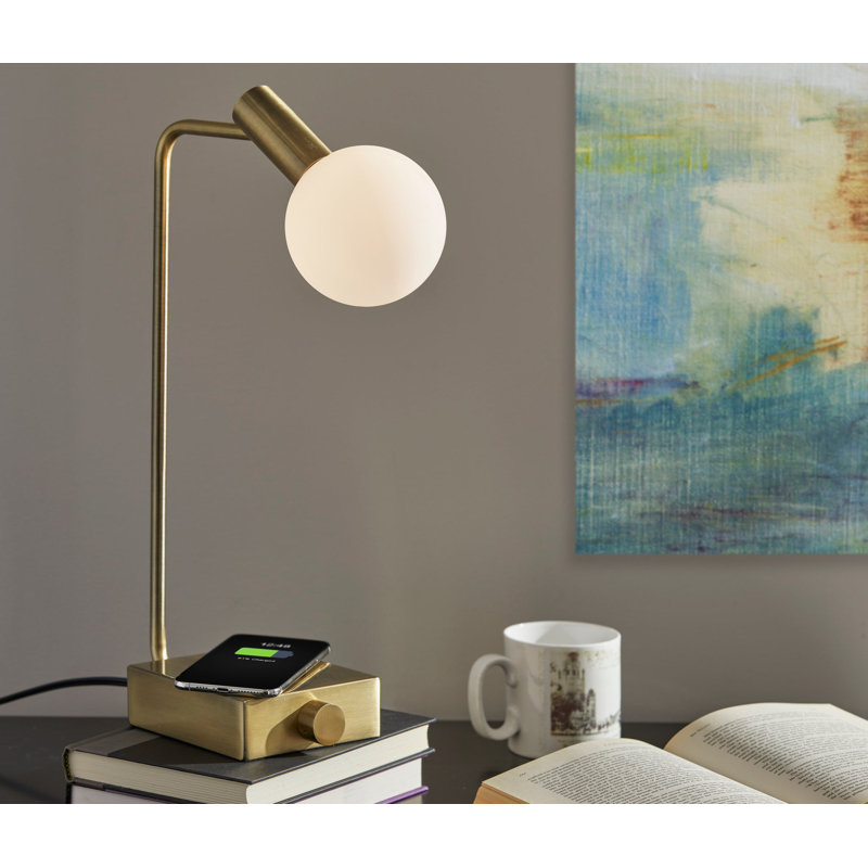 WINDSOR ADESSOCHARGE LED DESK LAMP