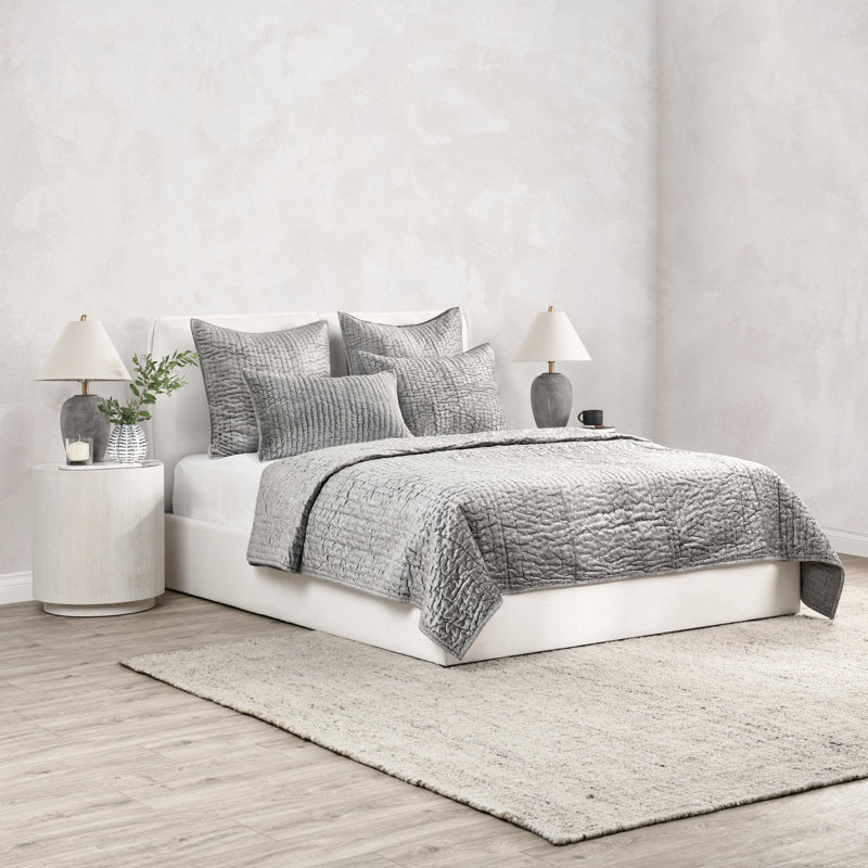 Bari 4-Piece Velvet Rayon Quilt Set, King Quilt + 3 Euro Shams, Light Gray