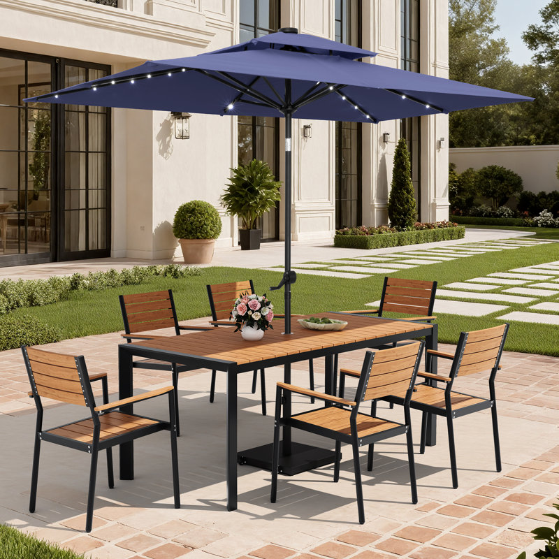 Ensemble de salle à manger en aluminium pour 6 personnes avec chaises empilables, parasol solaire à DEL et base lestée, Brown