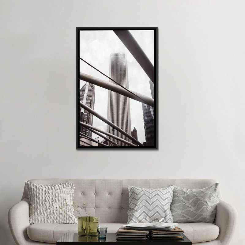 «Chicago Monotone III», impression sur toile, H 26 po x l 18 po x P 1,5 po, Toile avec cadre noir