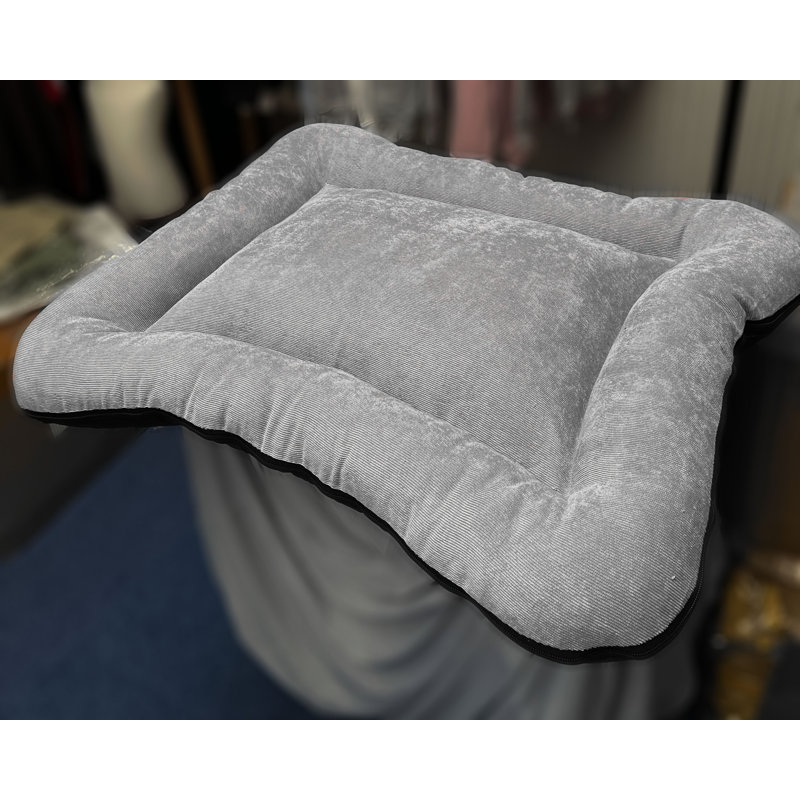Vera Polyester Pet Bed, 50cm H x 35cm W x 8cm D, Light Grey