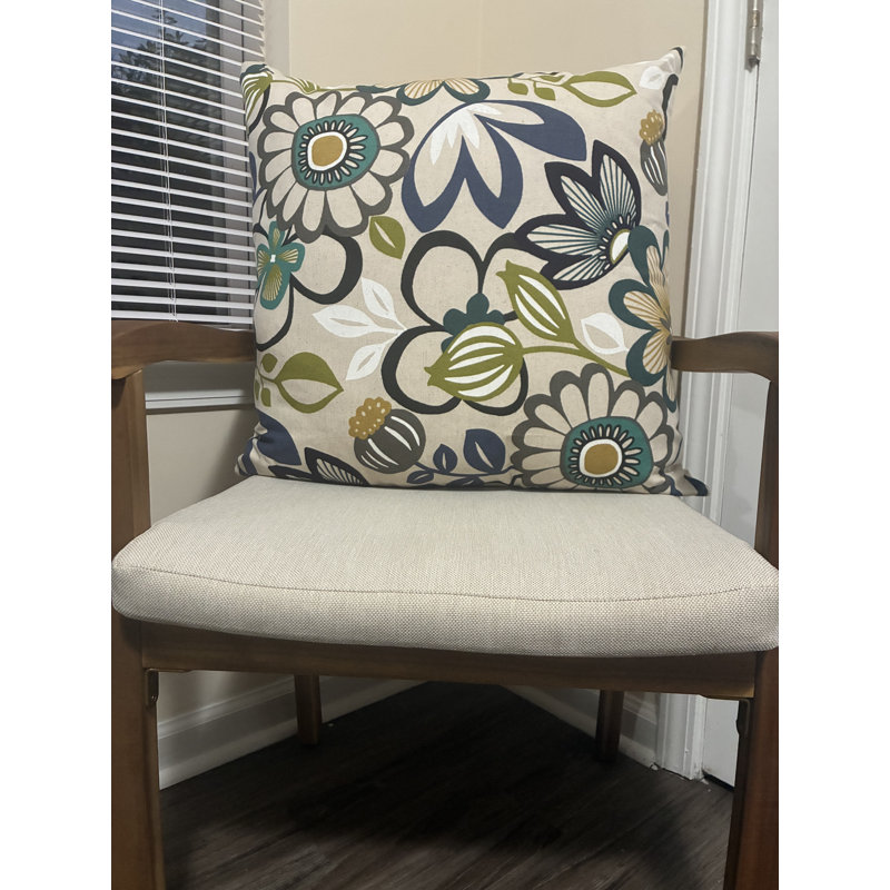 Breakaway Breeze Throw Pillow