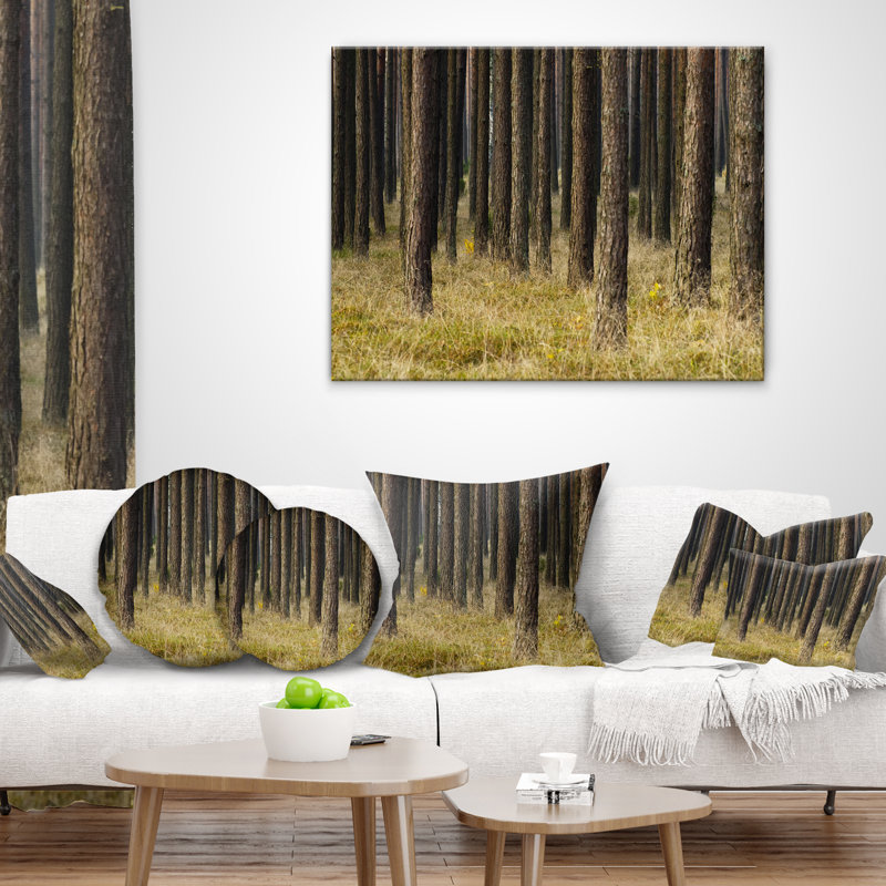 Coussin Dark Forest, 18 po x 18 po, Carré