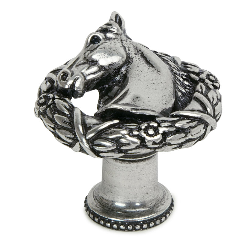 Cheval Americana en couronne de laurier classique avec poignée à gauche en calice