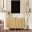 Meuble télé à grain rétro en bois avec porte ondulée pour téléviseur de 75 po ou moins, console média rustique avec amplement d'espace de rangement, meuble télé à base robuste avec gestion des câbles pour le salon