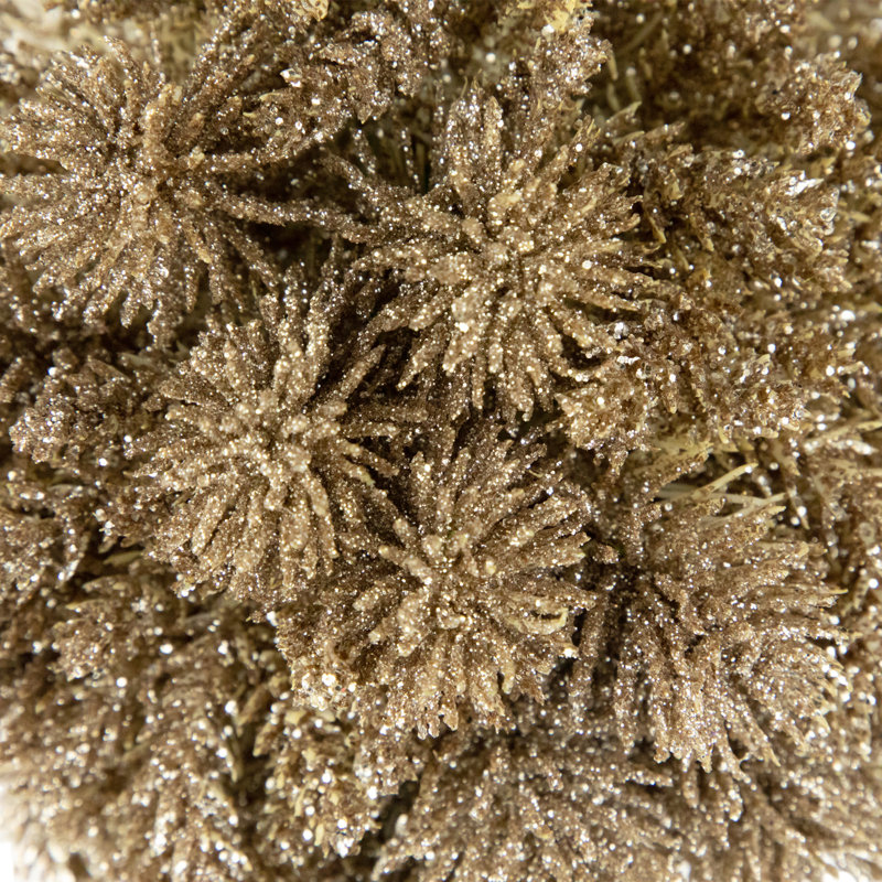 Ornement boule de Noël scintillante en pin