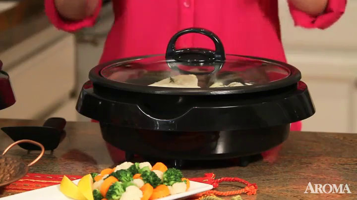 White 3-Quart Non-Stick Electric Indoor Grill and Pot