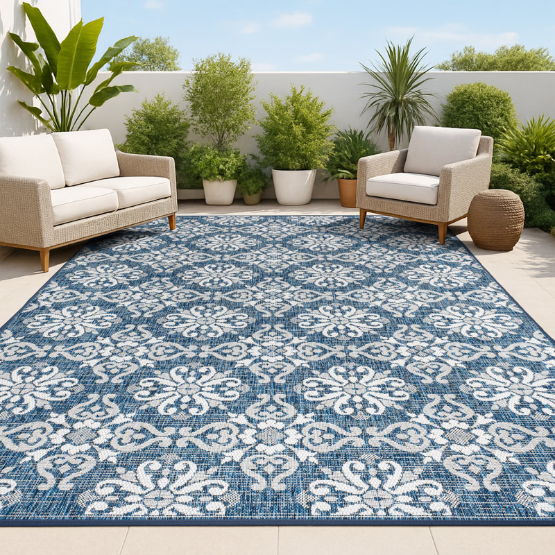 Tapis d'intérieur / extérieur bleu marine / crème Amora, Rectangle 2 pi 11 po x 4 pi 11 po