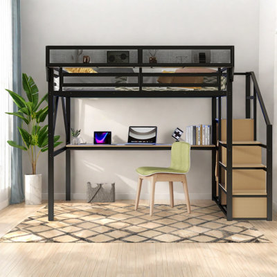 Grand lit mezzanine en métal avec rangement, bureau et station de charge, maison industrielle