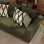 Ensemble de canapé et causeuse Marvella avec revêtement en chenille Mosswood et coussins décoratifs texturés