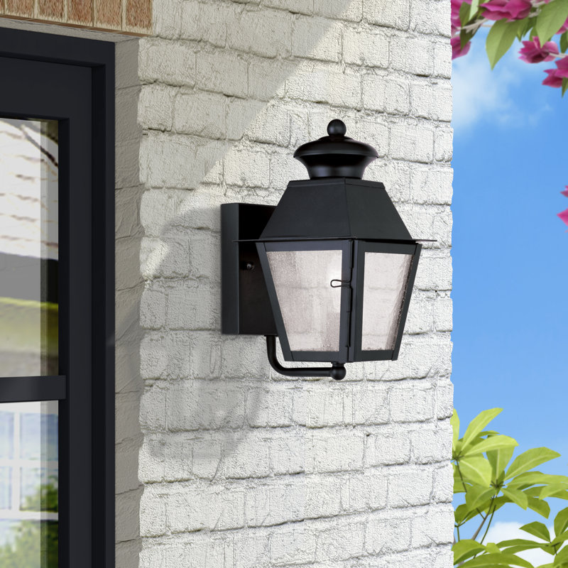 Arnetria Wall Light, Black