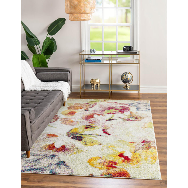 Tapis ivoire / vert / rouge à motif floral Adelinah, Rectangulaire 6 pi 1 po x 9 pi