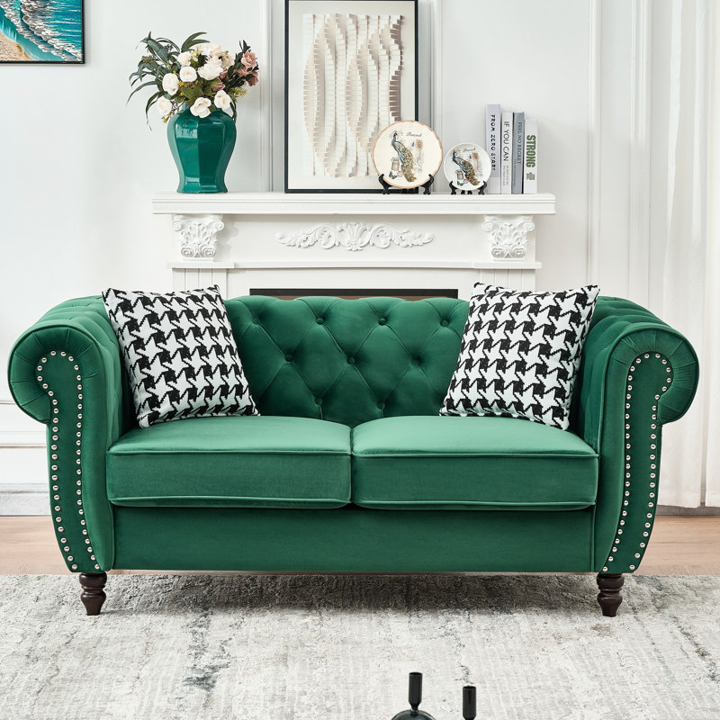 Fauteuil en velours 2 places de 65 po avec accoudoirs roulés, tête de clou et finition douce, idéal pour un espace de vie principal Canapé moderne avec accoudoirs roulés, capacité de 450