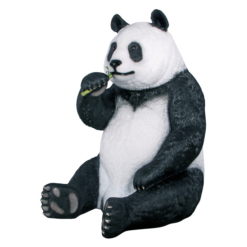 Statue fantôme d'ours panda géant