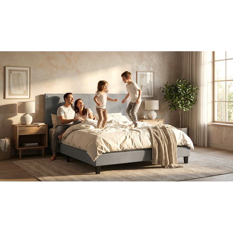 Base de lit plateforme en velours de luxe avec tête de lit capitonnée à rainures verticales, lattes en bois massif, aucun sommier requis, pieds de support centraux durables, conception stable et silencieuse, assemblage facile