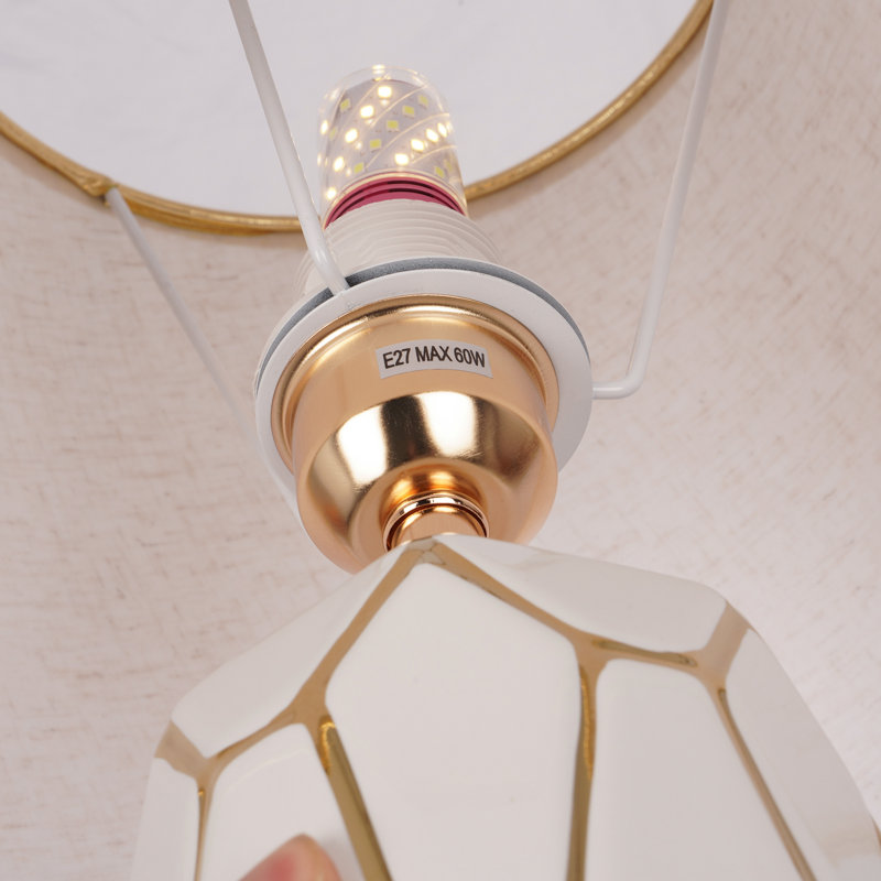 Lampe de table moderne en céramique 18,5 po (ampoule incluse)