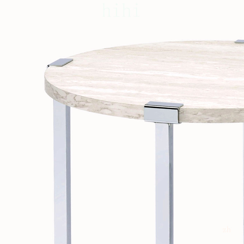 Table de bout ronde avec support en forme de X et plateau en bois pour un décor de salon moderne