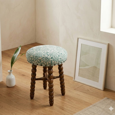 Medieval Retro Design Upholstered Bar Stool