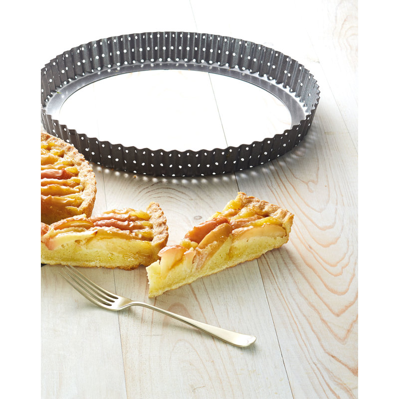 MasterClass Crusty Bake 28cm Non-Stick Fluted Round Flan / Quiche Tin