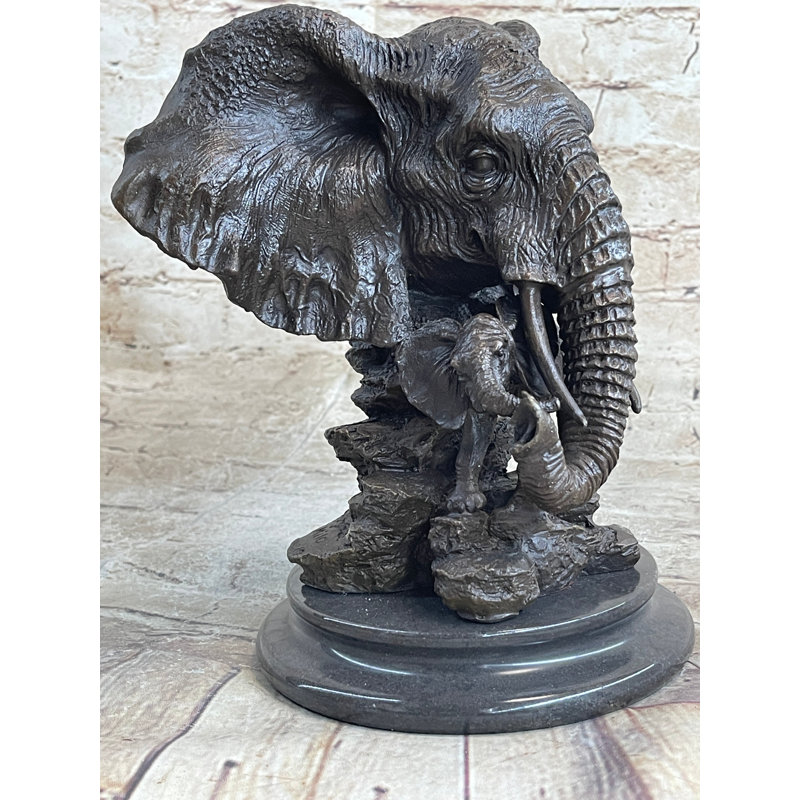 Figurines et sculptures