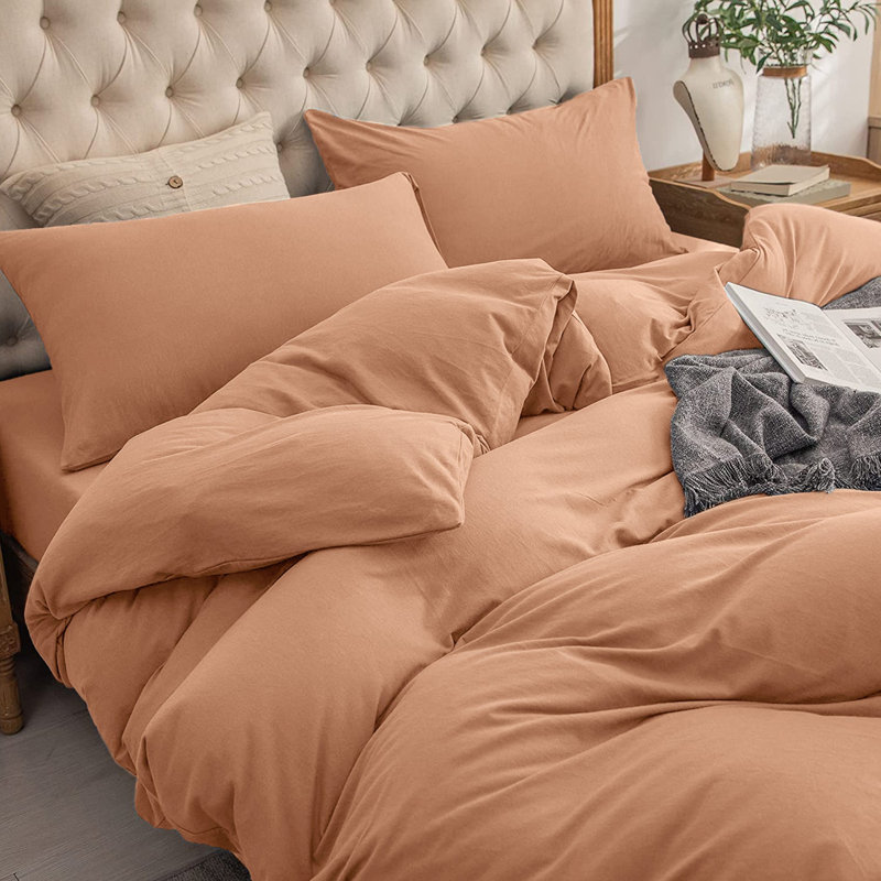 Luxury 4-Piece Microfiber Duvet Cover Complete Set, Single Duvet Cover + 2 Additional Pieces, Peach