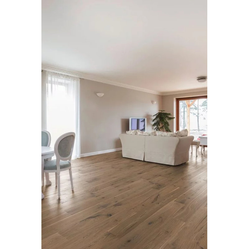 Oriel d'ingénierie 7/8 po x 7,5 ° x 96 po avec couche supérieure de 6 mm (75% 96 po de long)