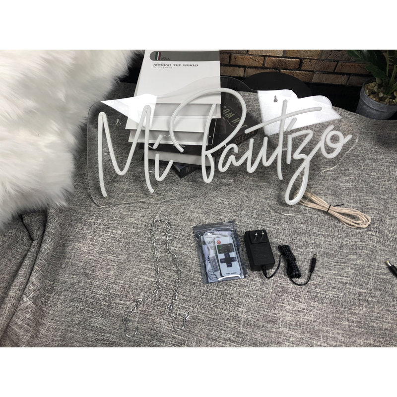 Enseigne néon 12,2 po Heasley Mi Bautizo