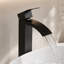 Robinet de lavabo de salle de bain à poignée simple 11,21 po certifiée CUPC par les deux personnes (fini noir mat)-117992750