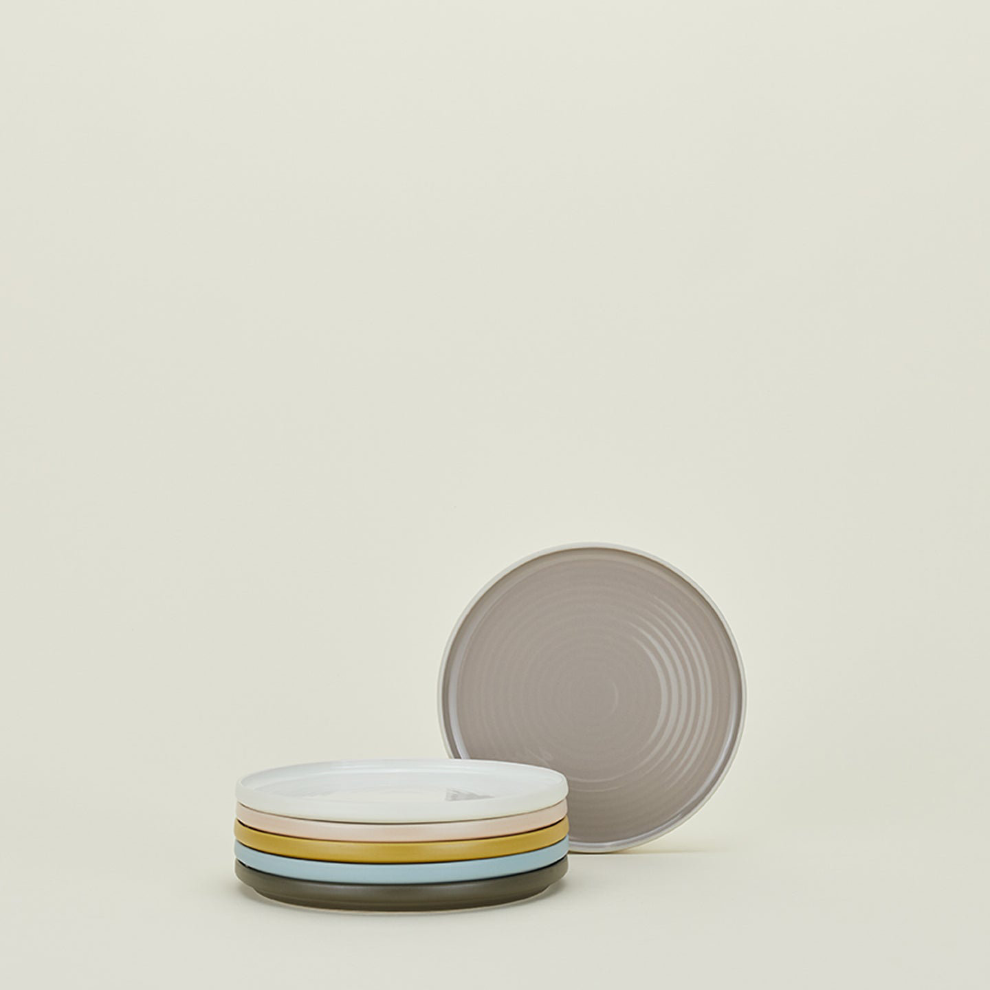 Essential Dinnerware 9" Salad Plate, Blush