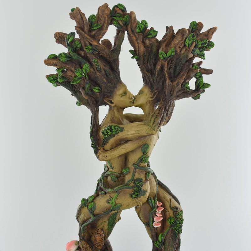 Laskie Figurines & Sculptures