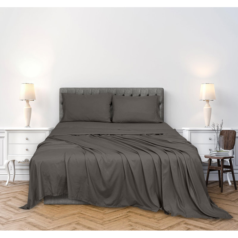 Royale Linens 300 Thread Count 100% Long Staple Combed Cotton Sheet Set - 4 Piece Bed Sheets - 1 Fitted, 1 Flat & 2 Pillow cases - Soft Cool & Crisp Sheet Set