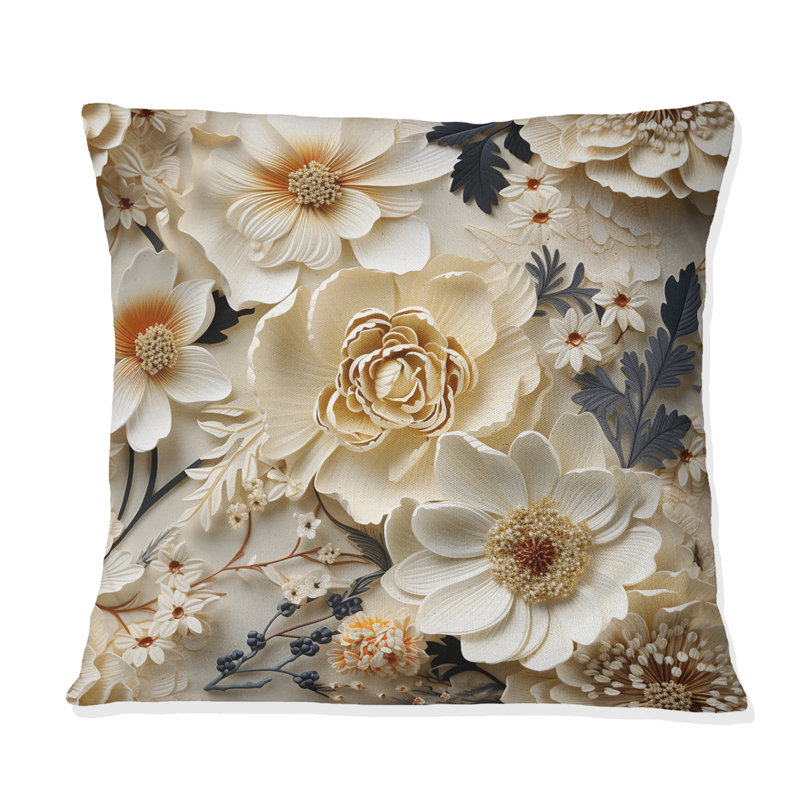 Coussin décoratif à imprimé floral crème Lace Botanics II, H 16 po x l 16 po